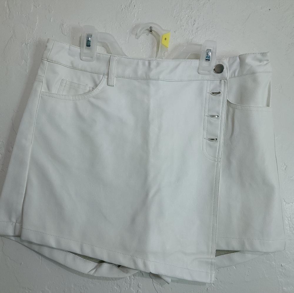 Vegan Leather SKKRT Skort